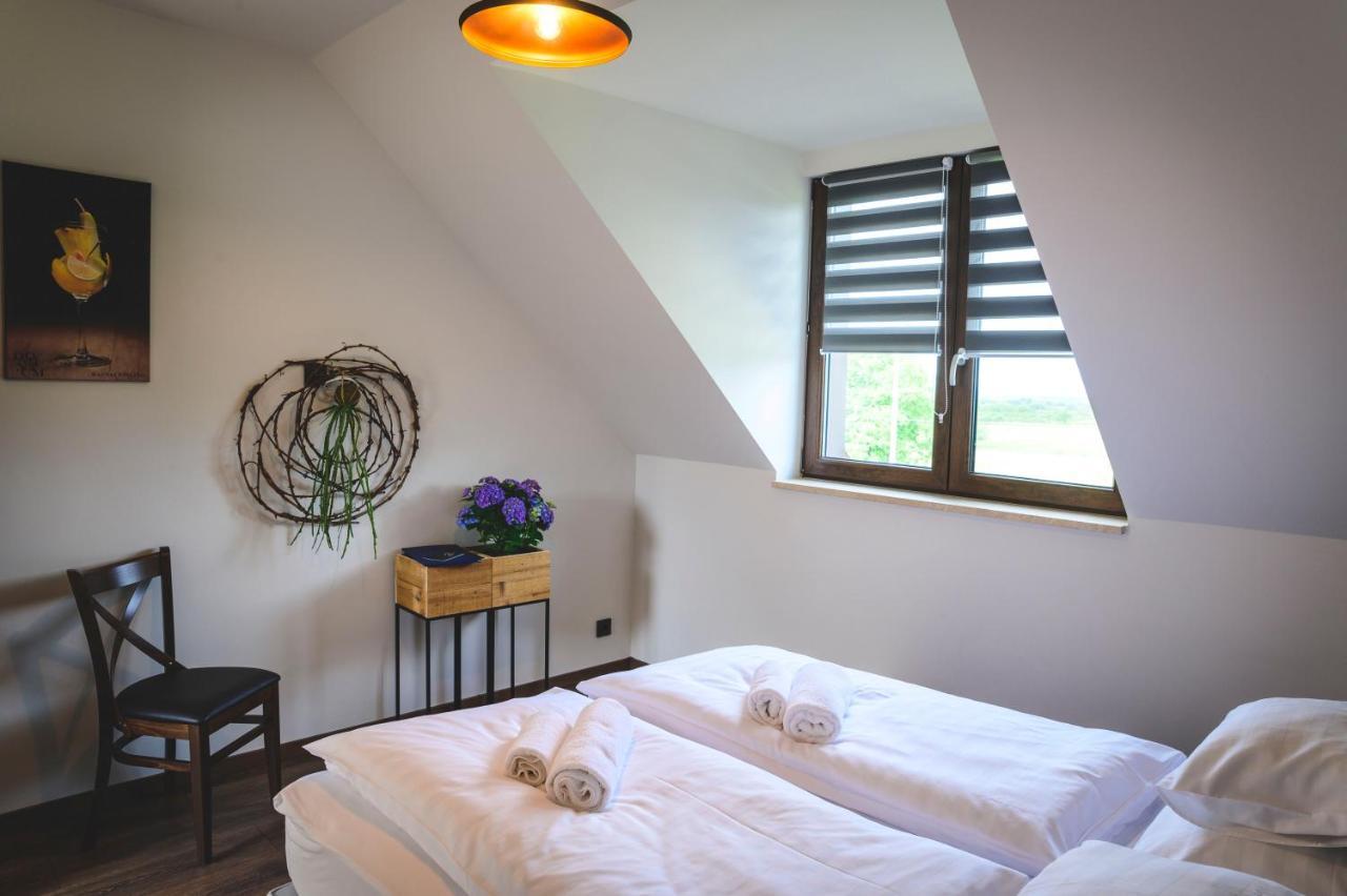 Gyöngyös Dominium Pinceszet Es Panzio B&B 외부 사진